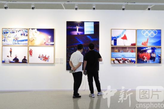 中国冰雪运动摄影大展在北京开幕 2