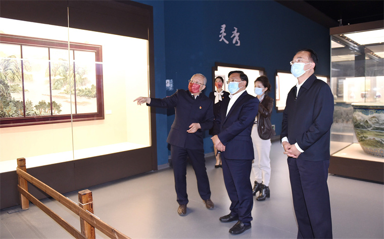 9月20日，韩俊在伪满皇宫博物院、省博物院、省文旅厅就文旅产业发展等工作进行调研